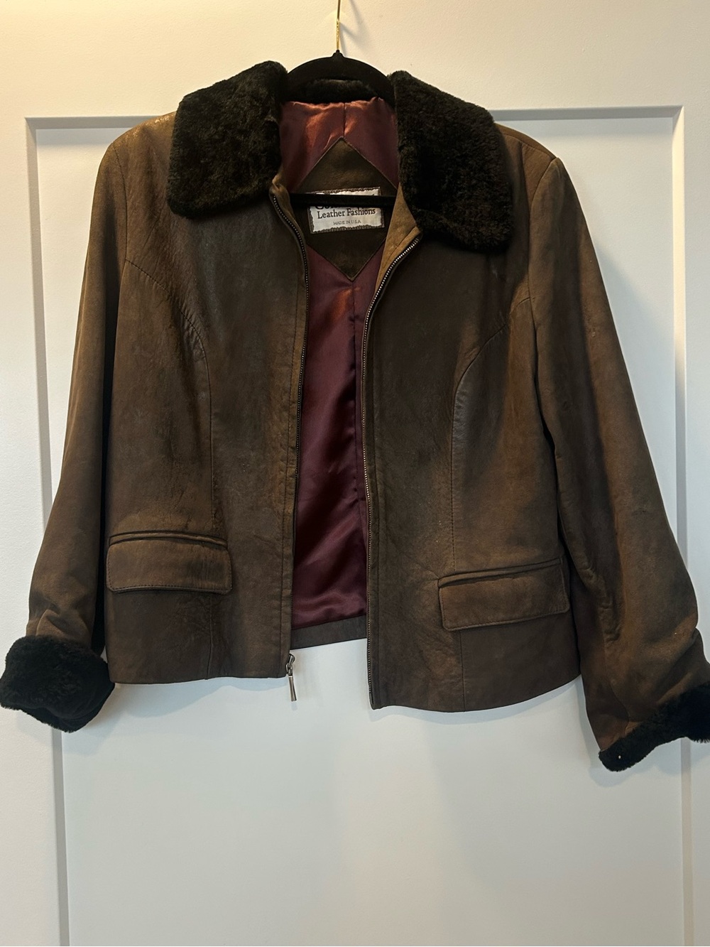 Women's Vintage Brown Leather Jacket with Black Shearling Collar